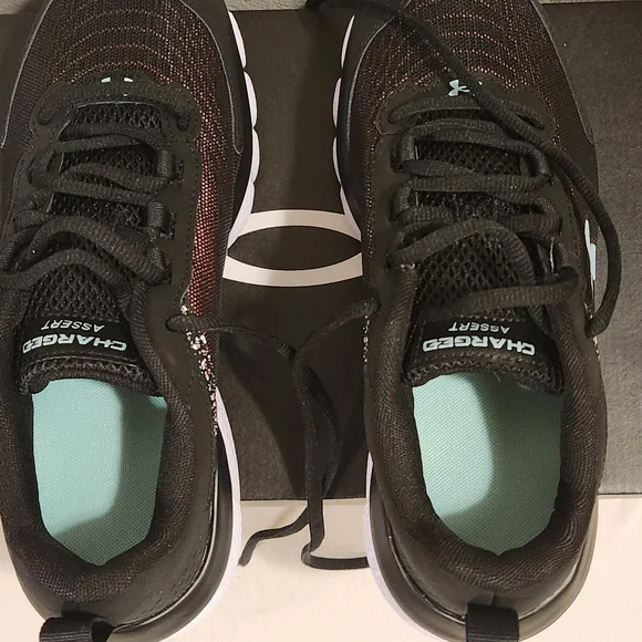 Shoes - Picture 1 of 2